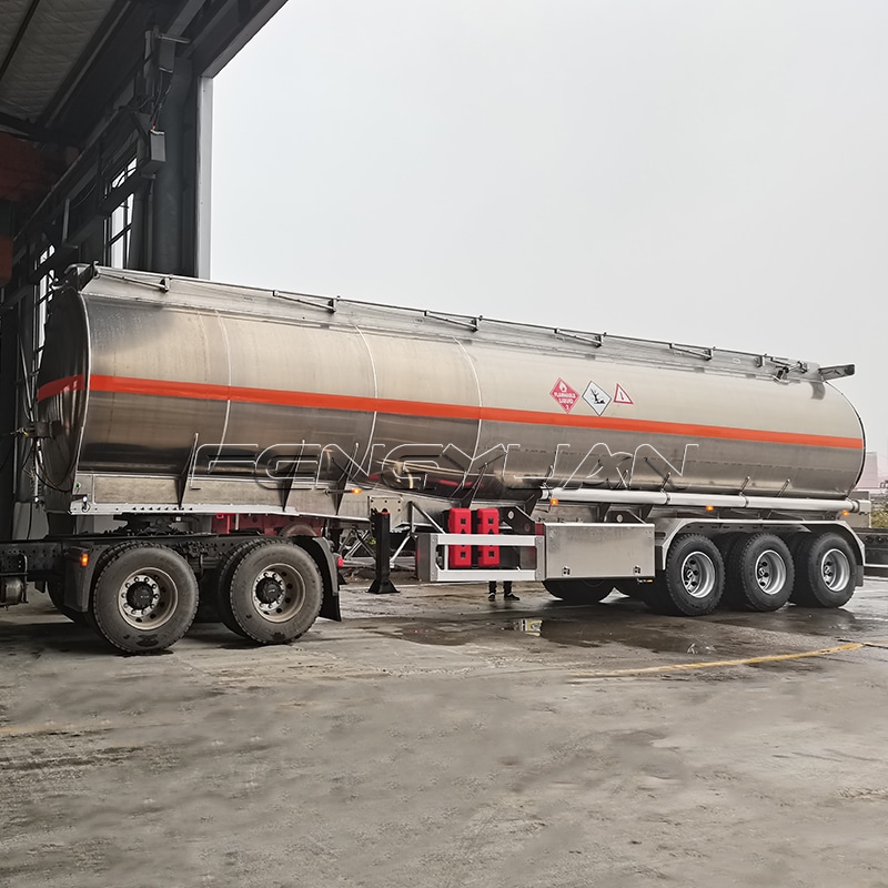 Customized Type Fuel Tanker Semi Trailer